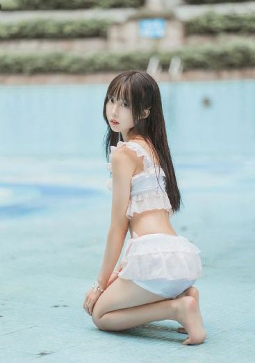 亚洲欧美日韩制服师生_高清高清完整版