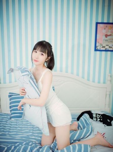 美人妻OL美脚一区二区_1080高清在线
