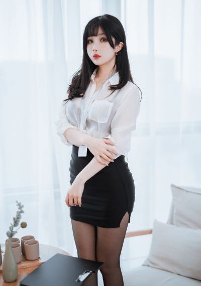 骚逼熟女91自拍偷拍视频九色_国语版中文版