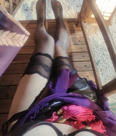 激烈床吻摸下吻胸_蓝光免费电视剧