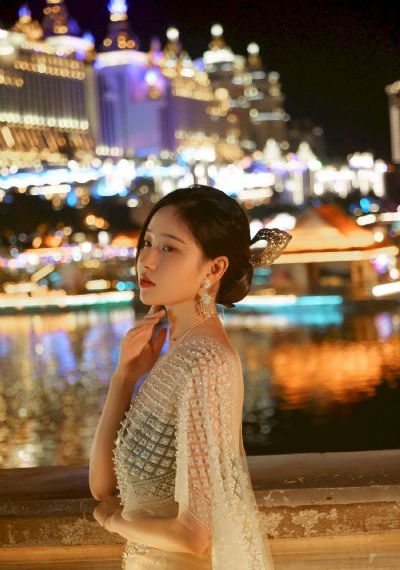 美女内射毛片在线看3d_蓝光高清免费观看