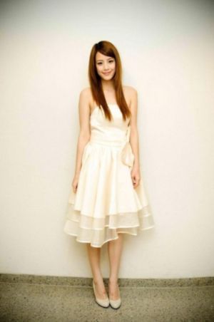 美女撒尿全过程hd在线播放_在线播放-手机电影免费播放