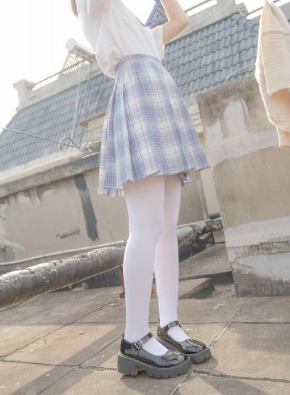 与上司出轨之人妻_日本电影在线