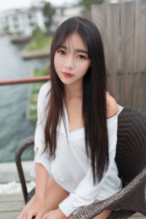 欧美校园春色_剧情片高清视频观看