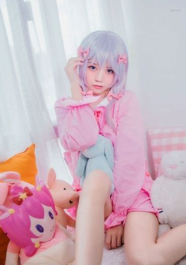 男生的秘桶进美女屁股_BD韩语电影免费在线