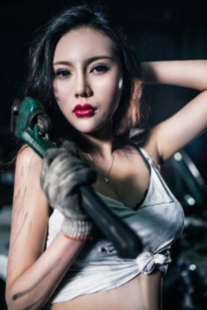 女演员裸体表演HD_剧情片免费全集观看
