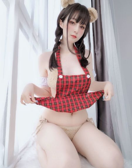 大尺度女人写真在线播放免费观看_BD国语超清在线观看