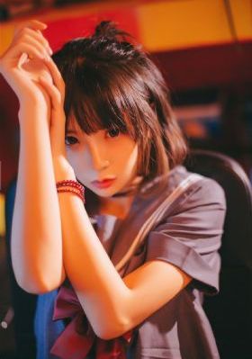 亚洲熟妇熟女久久精品综合一区_DVD在线观看