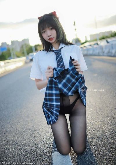 舌头底下舔着有小硬疙瘩视频_BD韩语电影在线观看